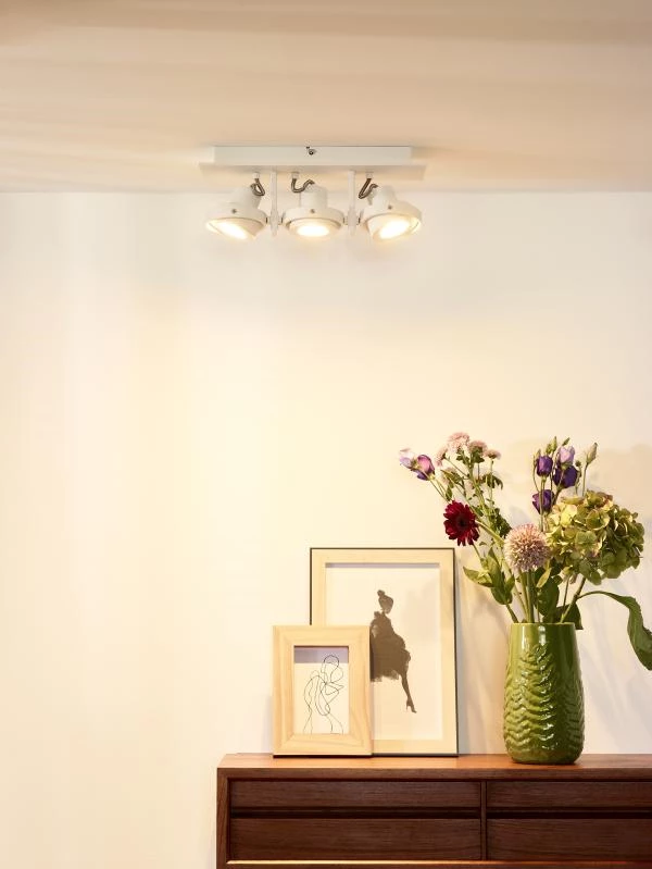 Lucide LANDA - Plafondspot - LED Dim to warm - GU10 - 3x5W 2200K/3000K - Wit - sfeer 1